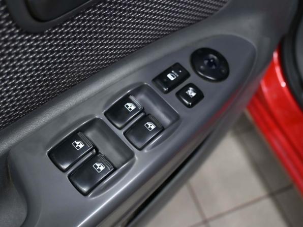 Kia Rio II с пробегом 2009 года, цена 539 900 рублей, 193000 км, хэтчбек, Автокод Объявления