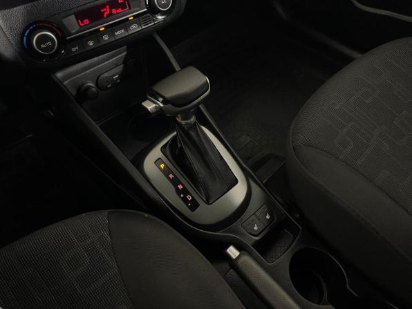 Kia Rio III Рестайлинг с пробегом 2015 года, цена 1 170 000 рублей, 125428 км, седан, Автокод Объявления