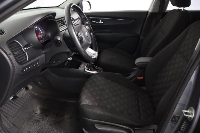 Kia Rio IV с пробегом 2018 года, цена 1 399 000 рублей, 108000 км, хэтчбек, Автокод Объявления