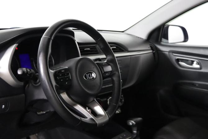 Kia Rio IV Рестайлинг с пробегом 2021 года, цена 1 429 990 рублей, 141221 км, седан, Автокод Объявления