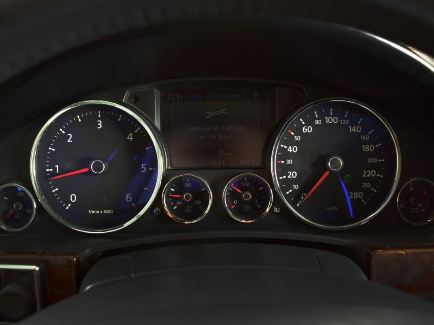 Volkswagen Touareg I Рестайлинг Кемерово  - изображение 9