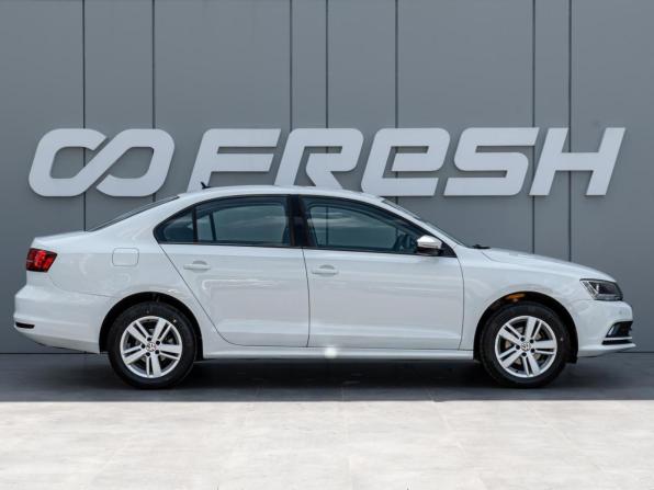 Volkswagen Jetta VI Рестайлинг с пробегом 2016 года, цена 1 430 000 рублей, 121433 км, седан, Автокод Объявления