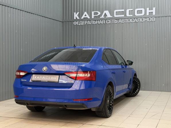 Skoda Superb III с пробегом 2018 года, цена 1 788 000 рублей, 204559 км, лифтбек, Автокод Объявления