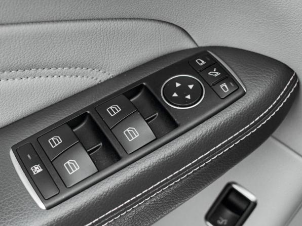 Mercedes-Benz M-Класс III (W166) с пробегом 2011 года, цена 2 100 000 рублей, 216014 км, внедорожник, Автокод Объявления