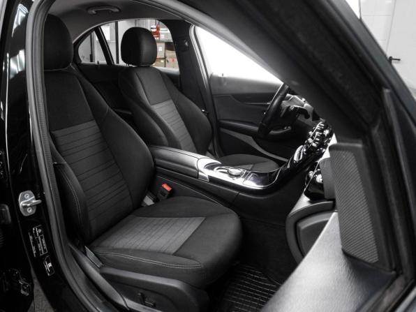 Mercedes-Benz C-Класс IV (W205) Рестайлинг с пробегом 2019 года, цена 2 489 000 рублей, 130372 км, седан, Автокод Объявления