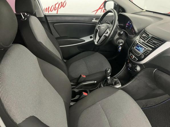 Hyundai Solaris I с пробегом 2012 года, цена 699 000 рублей, 169755 км, седан, Автокод Объявления