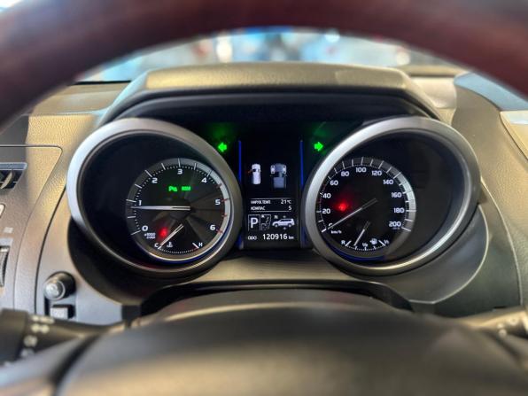 Toyota Land Cruiser Prado 150 Series Рестайлинг 1 с пробегом 2015 года, цена 3 695 000 рублей, 120916 км, внедорожник, Автокод Объявления