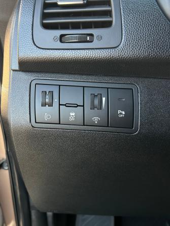 Kia Venga I с пробегом 2012 года, цена 950 000 рублей, 138776 км, минивэн, Автокод Объявления