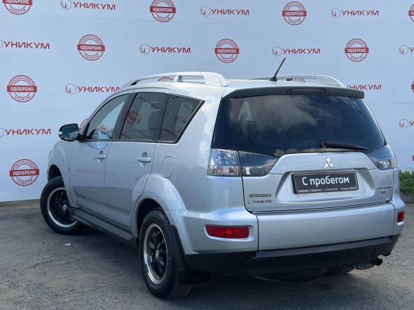 Mitsubishi Outlander II Рестайлинг с пробегом 2010 года, цена 1 049 000 рублей, 255529 км, внедорожник, Автокод Объявления