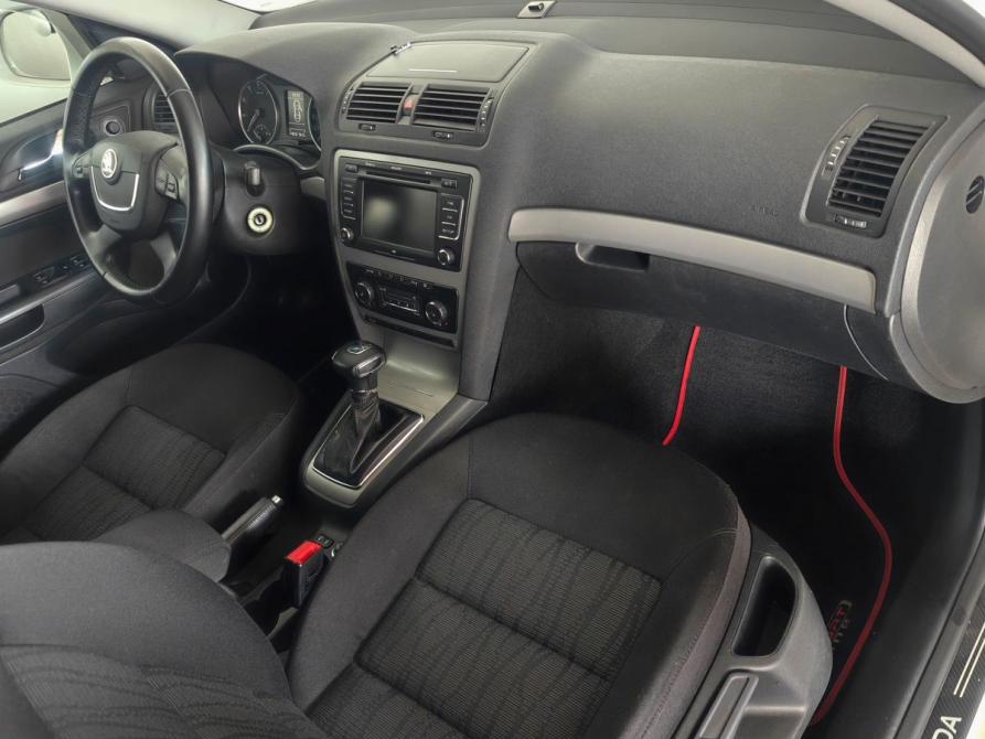 Skoda Octavia II (A5) Рестайлинг Москва  - изображение 11