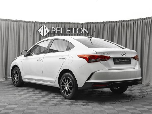 Hyundai Solaris II Рестайлинг с пробегом 2022 года, цена 1 720 000 рублей, 79128 км, седан, Автокод Объявления
