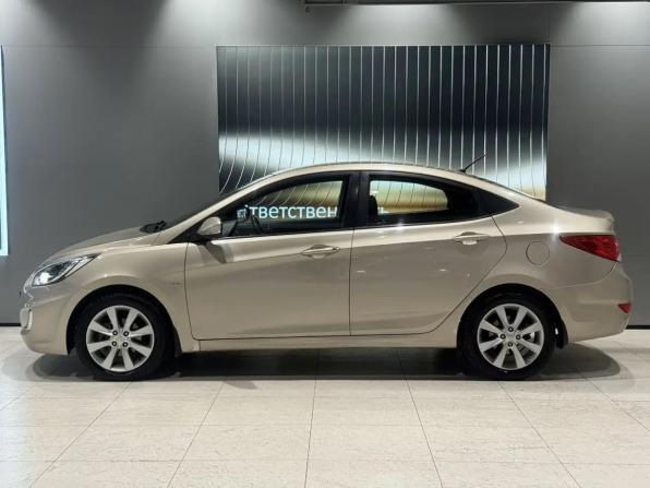 Hyundai Solaris I с пробегом 2012 года, цена 650 000 рублей, 140000 км, седан, Автокод Объявления
