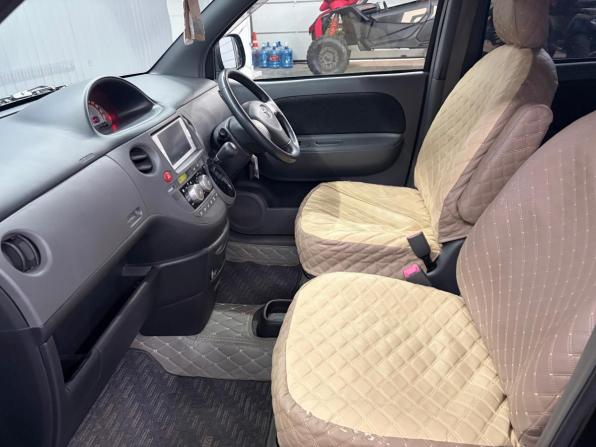 Toyota Sienta I Рестайлинг 2 с пробегом 2013 года, цена 900 000 рублей, 117794 км, минивэн, Автокод Объявления