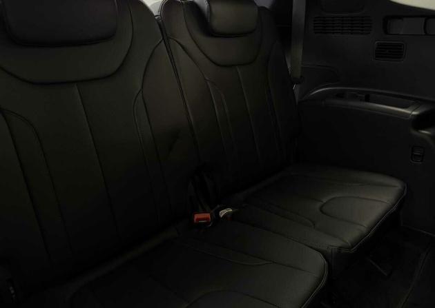 Hyundai Santa Fe IV Рестайлинг с пробегом 2023 года, цена 4 450 000 рублей, 29455 км, внедорожник, Автокод Объявления