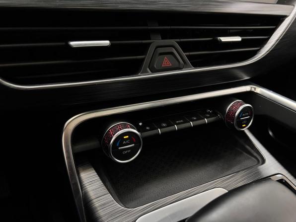 Geely Tugella I Рестайлинг с пробегом 2023 года, цена 3 050 000 рублей, 50000 км, внедорожник, Автокод Объявления