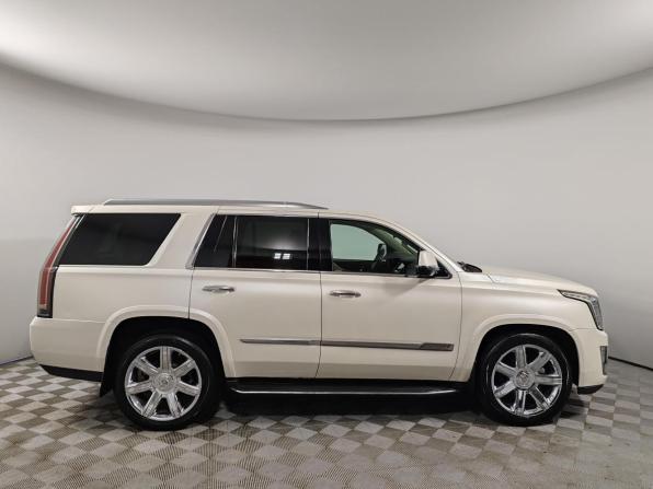 Cadillac Escalade IV с пробегом 2015 года, цена 2 999 000 рублей, 253776 км, внедорожник, Автокод Объявления