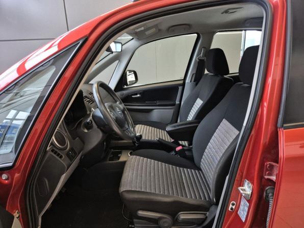 Suzuki SX4 I (Classic) Рестайлинг с пробегом 2013 года, цена 649 000 рублей, 303504 км, хэтчбек, Автокод Объявления