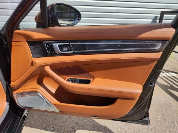 Porsche Panamera II Рестайлинг с пробегом 2021 года, цена 11 700 000 рублей, 46548 км, лифтбек, Автокод Объявления