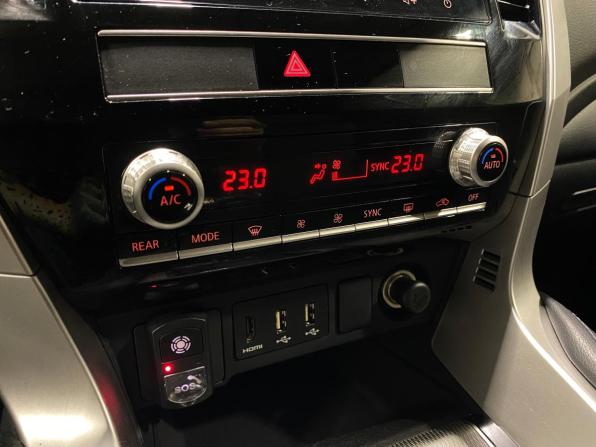 Mitsubishi Montero Sport III Рестайлинг с пробегом 2022 года, цена 4 450 000 рублей, 61608 км, внедорожник, Автокод Объявления