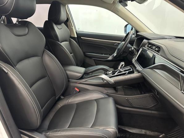Geely Atlas Pro с пробегом 2023 года, цена 1 850 000 рублей, 53542 км, внедорожник, Автокод Объявления