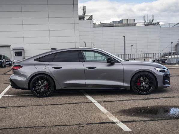 Audi A5 III (B10) с пробегом 2025 года, цена 6 049 000 рублей, 11000 км, лифтбек, Автокод Объявления