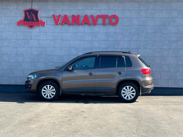 Volkswagen Tiguan I Рестайлинг с пробегом 2014 года, цена 1 297 000 рублей, 181200 км, внедорожник, Автокод Объявления