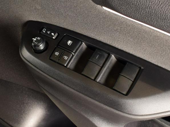 Toyota Yaris IV с пробегом 2020 года, цена 1 565 995 рублей, 54573 км, хэтчбек, Автокод Объявления