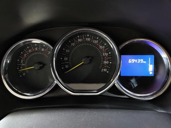 Renault Sandero II Рестайлинг с пробегом 2018 года, цена 1 250 000 рублей, 59000 км, хэтчбек, Автокод Объявления