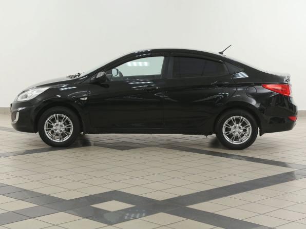 Hyundai Solaris I с пробегом 2013 года, цена 689 000 рублей, 120000 км, седан, Автокод Объявления