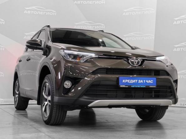 Toyota RAV4 IV (XA40) Рестайлинг с пробегом 2018 года, цена 2 650 000 рублей, 116702 км, внедорожник, Автокод Объявления