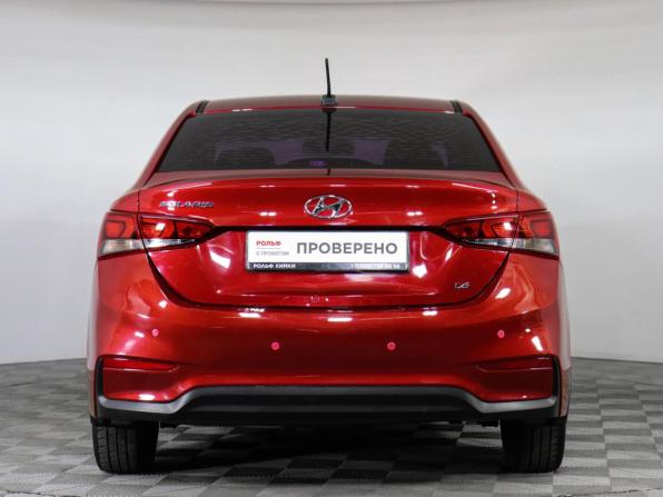 Hyundai Solaris II с пробегом 2017 года, цена 1 340 000 рублей, 90008 км, седан, Автокод Объявления