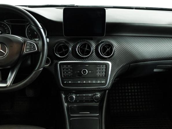 Mercedes-Benz GLA I (X156) Рестайлинг с пробегом 2017 года, цена 1 999 989 рублей, 127679 км, внедорожник, Автокод Объявления