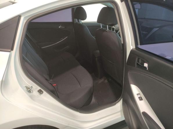 Hyundai Solaris I с пробегом 2013 года, цена 659 000 рублей, 117270 км, седан, Автокод Объявления