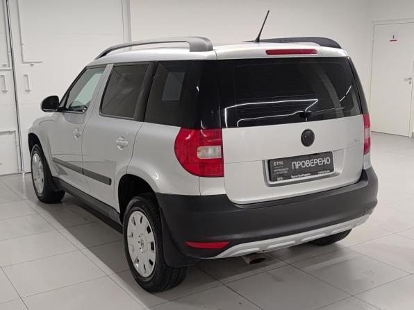 Skoda Yeti I с пробегом 2012 года, цена 696 000 рублей, 230226 км, внедорожник, Автокод Объявления
