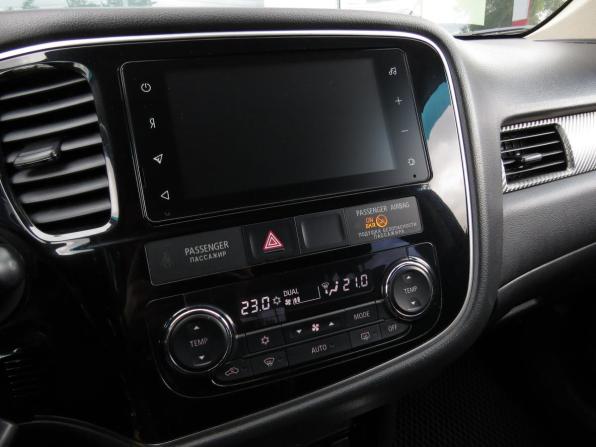 Mitsubishi Outlander III Рестайлинг 2 с пробегом 2017 года, цена 1 470 000 рублей, 209142 км, внедорожник, Автокод Объявления