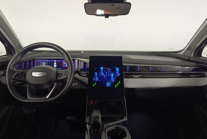 Geely Atlas II с пробегом 2024 года, цена 2 330 000 рублей, 54887 км, внедорожник, Автокод Объявления