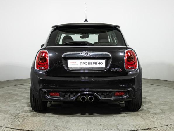 Mini Hatch III (F55/F56) с пробегом 2015 года, цена 1 995 000 рублей, 41090 км, хэтчбек, Автокод Объявления