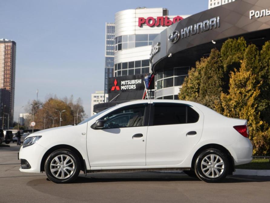 Renault Logan II Москва  - изображение 6