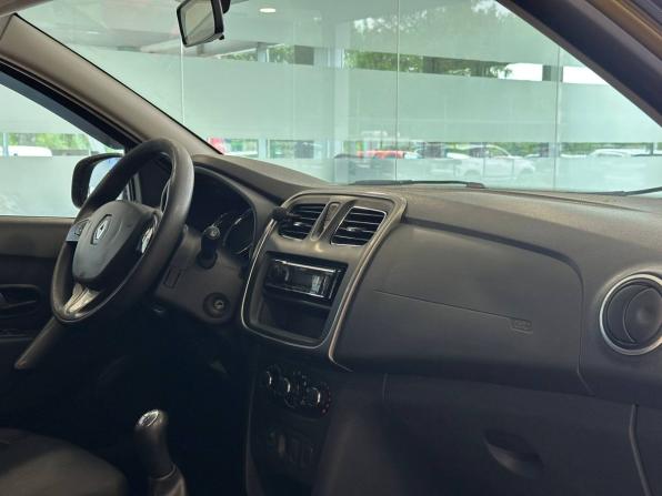 Renault Sandero II с пробегом 2014 года, цена 835 000 рублей, 181738 км, хэтчбек, Автокод Объявления