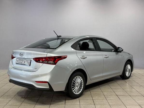 Hyundai Solaris II с пробегом 2019 года, цена 1 370 000 рублей, 63641 км, седан, Автокод Объявления