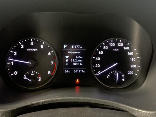 Hyundai Solaris II с пробегом 2017 года, цена 1 150 000 рублей, 201315 км, седан, Автокод Объявления