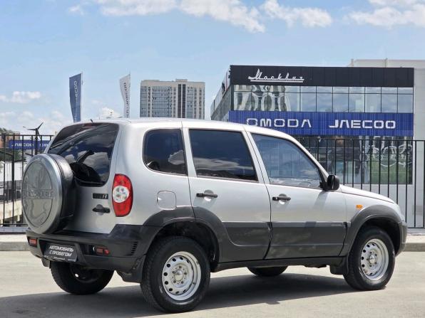 Chevrolet Niva I Рестайлинг с пробегом 2009 года, цена 415 000 рублей, 138920 км, внедорожник, Автокод Объявления