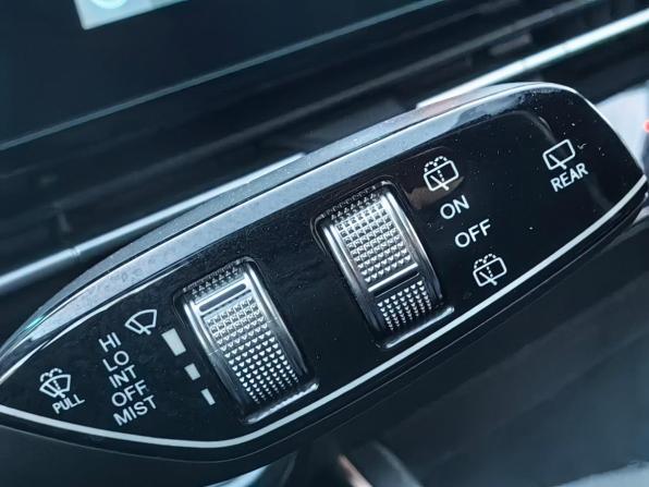 Omoda C5 I с пробегом 2024 года, цена 1 749 000 рублей, 42000 км, внедорожник, Автокод Объявления
