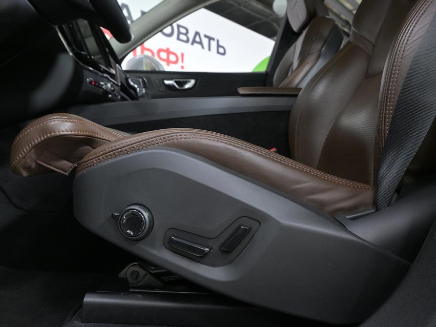 Volvo XC60 II Москва  - изображение 18