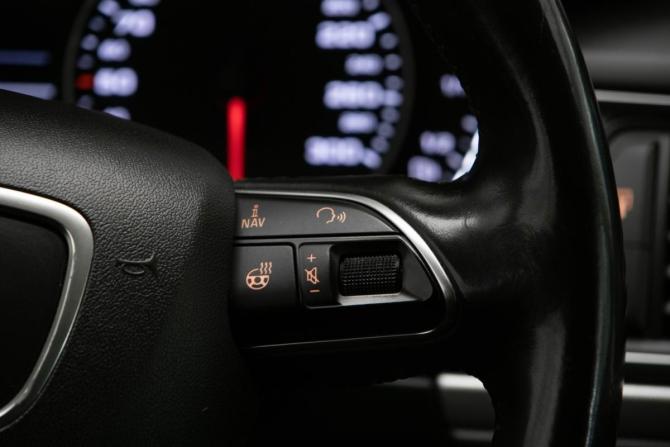 Audi A6 IV (C7) Рестайлинг с пробегом 2016 года, цена 1 645 000 рублей, 199347 км, седан, Автокод Объявления