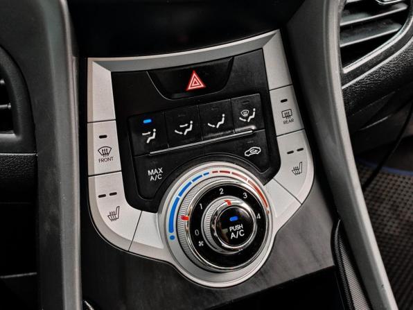 Hyundai Elantra V (MD) с пробегом 2011 года, цена 950 000 рублей, 231396 км, седан, Автокод Объявления