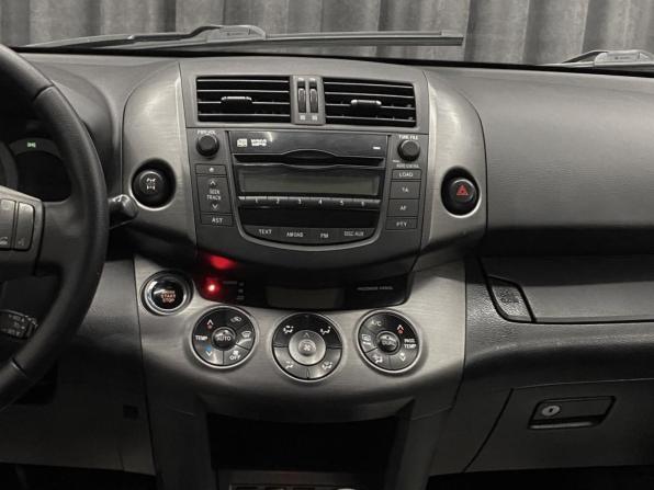 Toyota RAV4 III (XA30) Рестайлинг с пробегом 2009 года, цена 1 280 000 рублей, 302000 км, внедорожник, Автокод Объявления