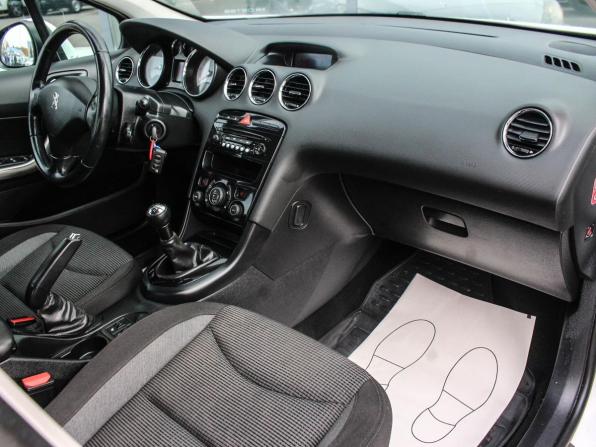 Peugeot 408 I с пробегом 2012 года, цена 550 000 рублей, 260000 км, седан, Автокод Объявления