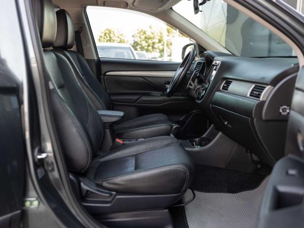 Mitsubishi Outlander III Рестайлинг с пробегом 2014 года, цена 1 900 000 рублей, 132962 км, внедорожник, Автокод Объявления