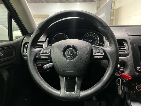 Volkswagen Touareg II с пробегом 2014 года, цена 1 720 000 рублей, 278950 км, внедорожник, Автокод Объявления